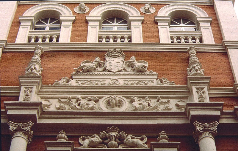 9c